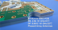 RTduroid6002 PCB de múltiples capas con máscara de soldadura blanca con oro de inmersión para antena de microondas FR