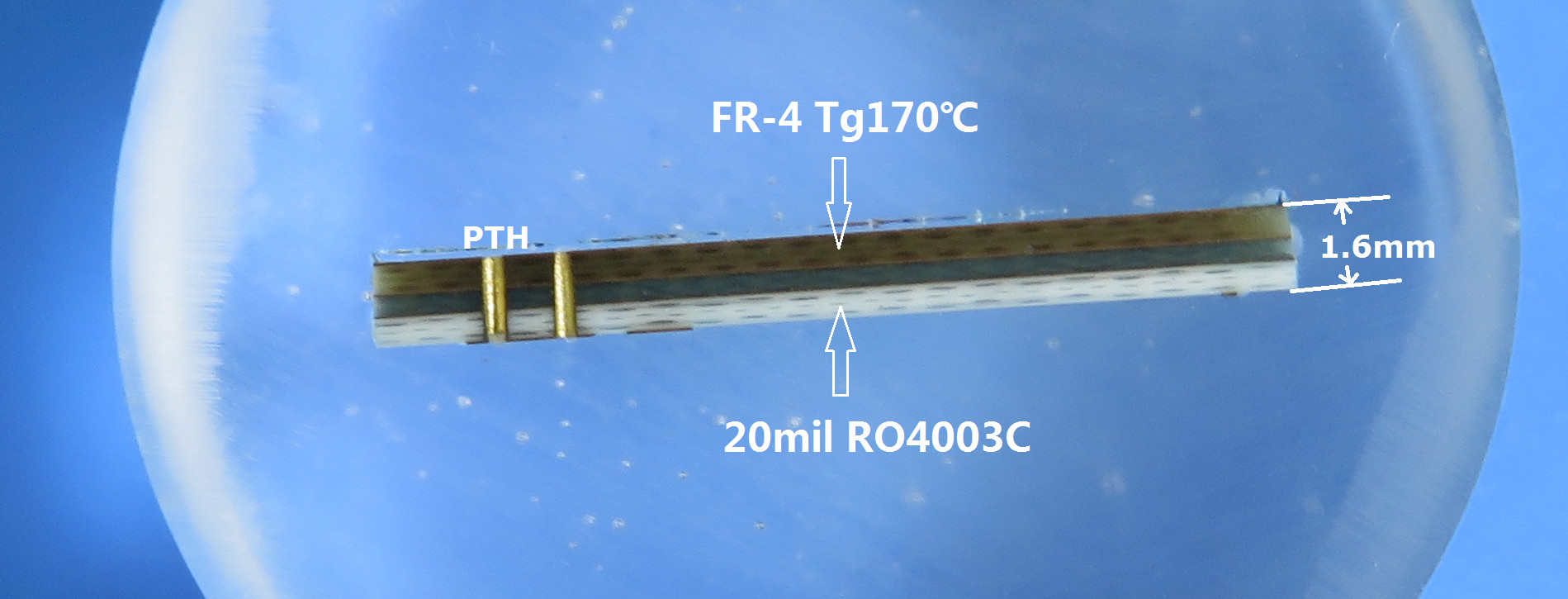 Tablero de alta frecuencia de múltiples capas híbrido Bulit del PWB en Rogers 20mil RO4003C y FR-4