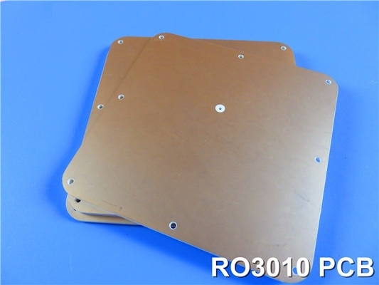 RO3010 PCB de 4 capas 2.7 mm sin vías ciegas recubiertas de 1 oz (1.4 mils) capas exteriores Cu peso